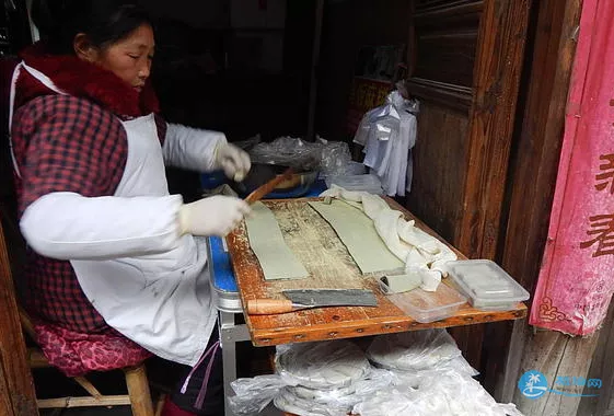 臨海紫陽(yáng)古街美食有哪些 臨海紫陽(yáng)古街有什么好吃的小吃 臨海紫陽(yáng)古街美食有哪些 臨海紫陽(yáng)古街有什么好吃的小吃